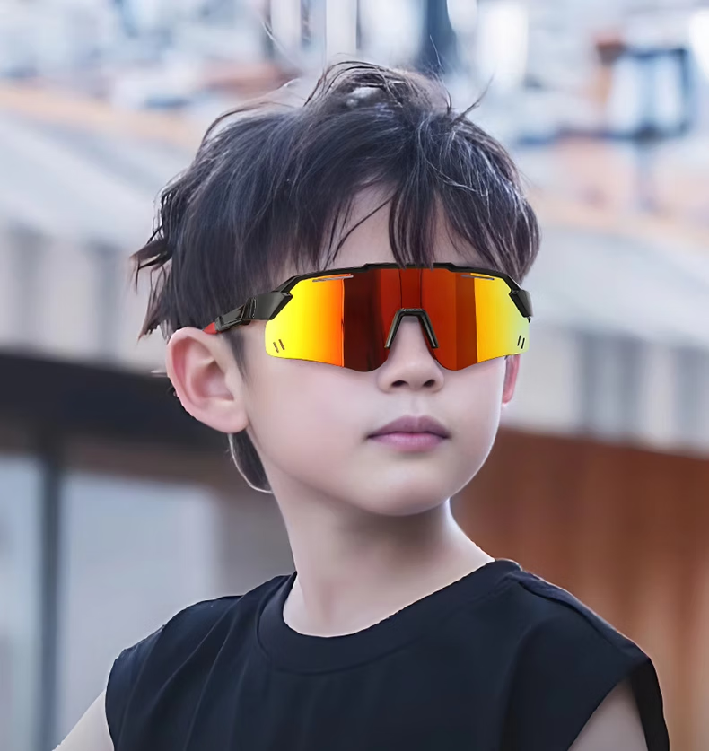 Kaponi Children's Outdoor Cycling Glasses for Boys And Girls, Ultra-Light Sports Sunglasses, UV Protection Polarized Sunglasses for Back-To 19