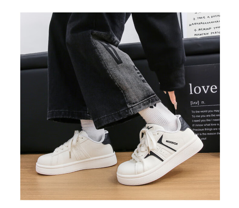Warrior Women's White Sneakers 2026 Spring New Leather Thick Sole Platform Canvas Casual Sports Shoes 1