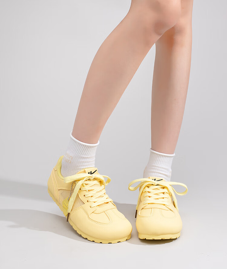 Warrior Women's New White Shoes Soft Sole Breathable Lightweight German Training Shoes Summer 4395Z-1 Beige Size 39 6