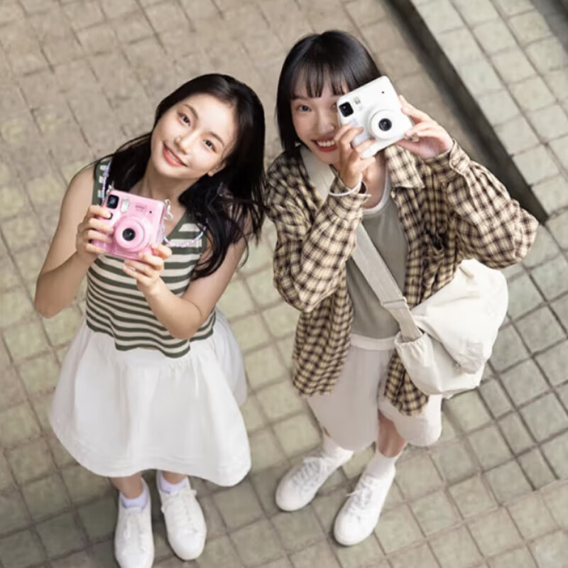 FUJIFILM Instant Mini Camera, Mini12 One-Step Imaging, Travel Instant Photography, Birthday Gift for Friends, Mini Se Blue, International Versio