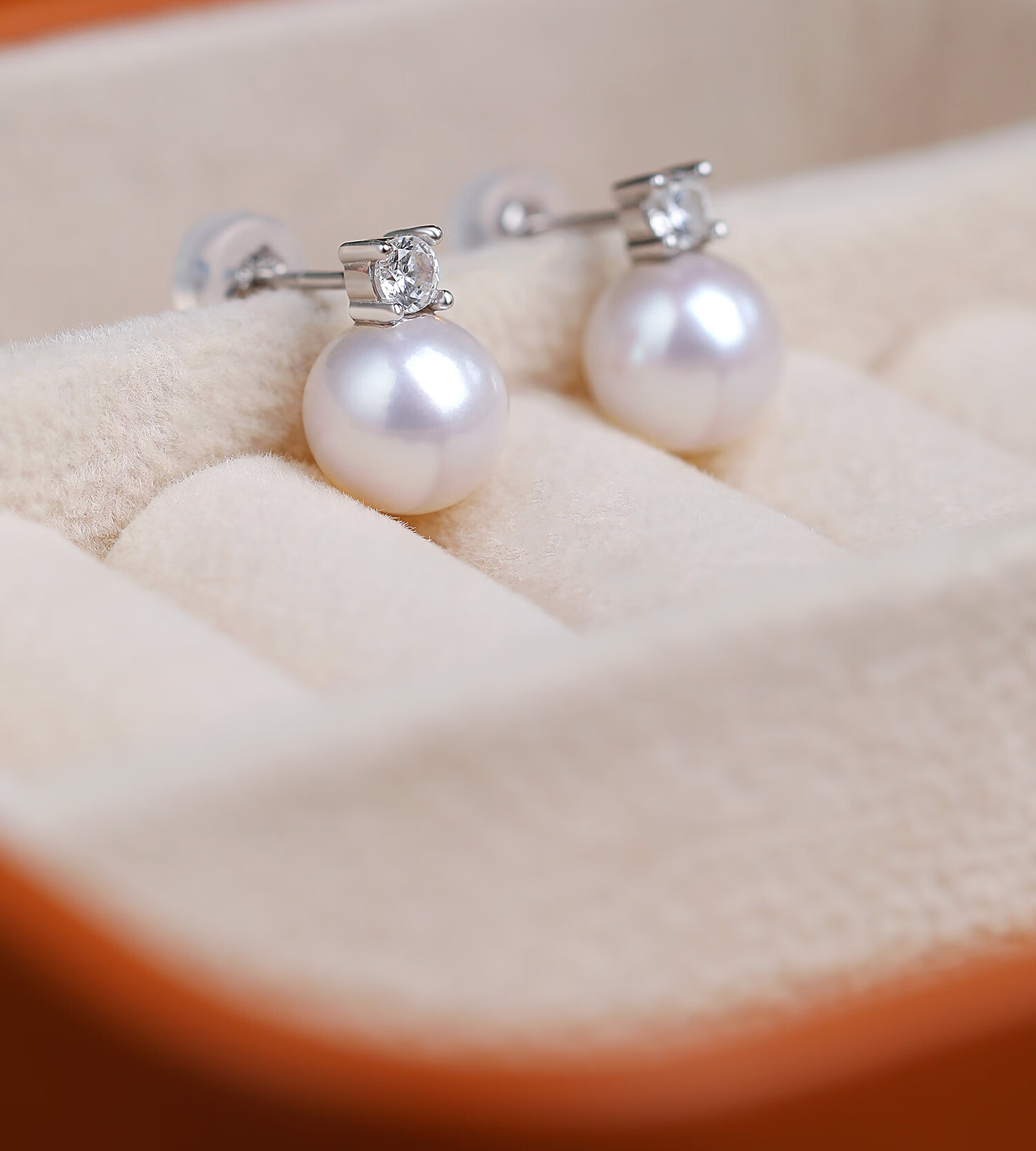 Daimi S925 Silver 10-11mm Round Freshwater Pearl Stud Earrings Princess Style Mother's Day Gift for Girlfriend Wife 19