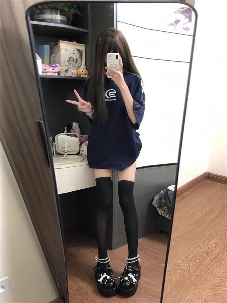 LangSha Low-Rise Denim Ultra-Short Pants for Women, 2025 Summer New Style, Hot Girl Willow Slim-Fit Bodycon Wide-Leg Hot Pants 9