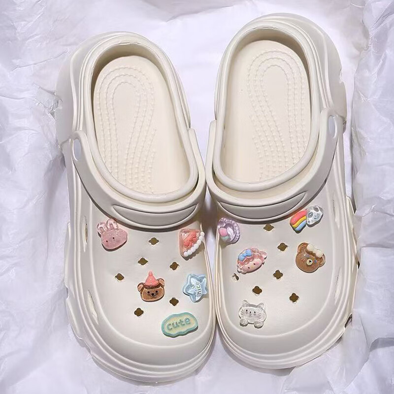 Qisefang Women's Perforated Beach Sandals with Thick Soles, Heightening Heels, Slimming Effect, Outdoor Wear, Non-Slip Slippers, White, Size 40-41 1