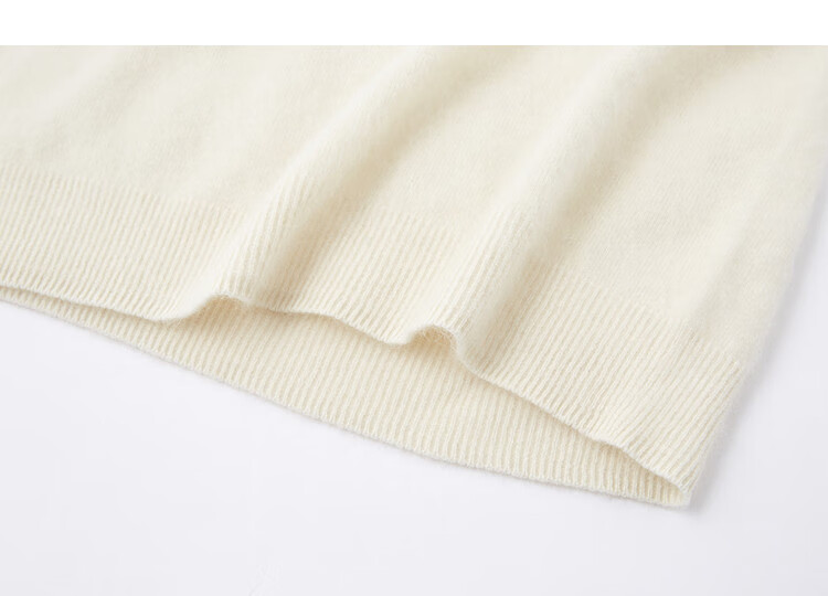 Dme 【Voluminous Merino Wool】Winter V-Neck Drop Shoulder Ribbed Fleece Knit Sweater for Women 4