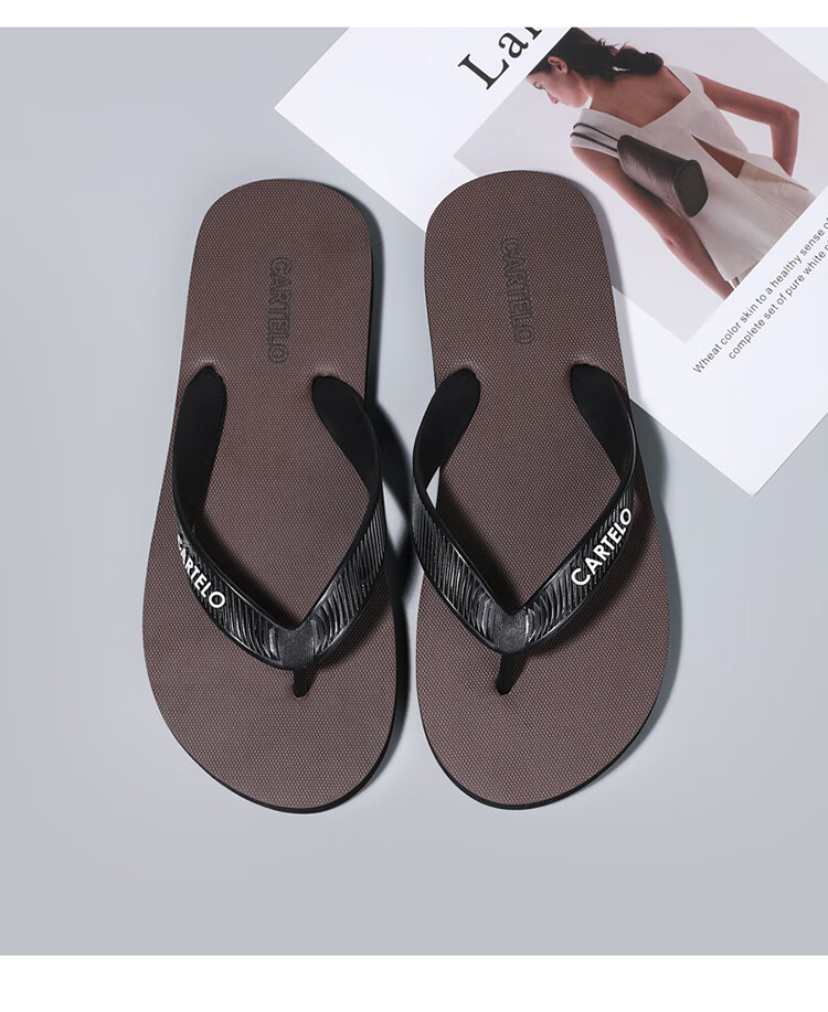CARTELO Men's New Summer Herringbone Flip Flops Soft Sole Beach Outdoor Indoor Fashion Breathable Toe Post Sandals 19