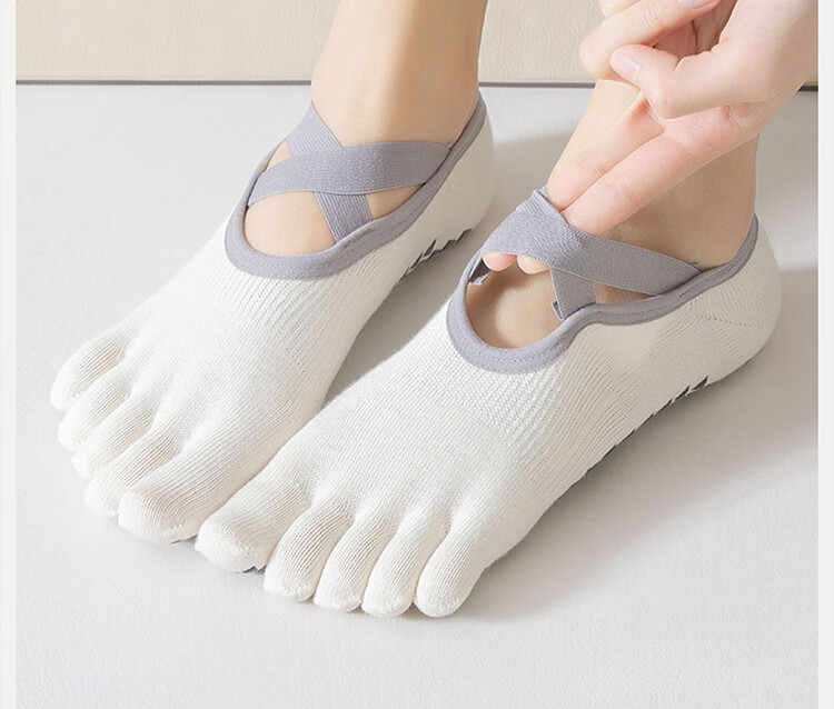Duweike Five-Toe Yoga Socks Pilates Women Summer Thin Professional Non-Slip Indoor Sports Boat Socks White 2 Pairs Pack 5