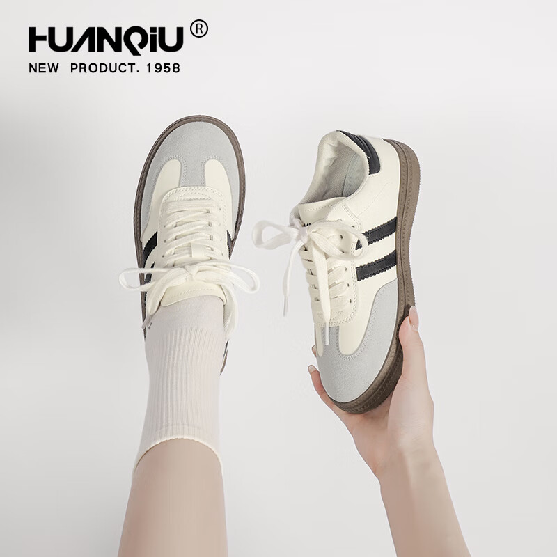 Global Mesh Breathable Training Shoes for Women 2026 New Student Casual Soft Sole Lightweight Sports Shoes