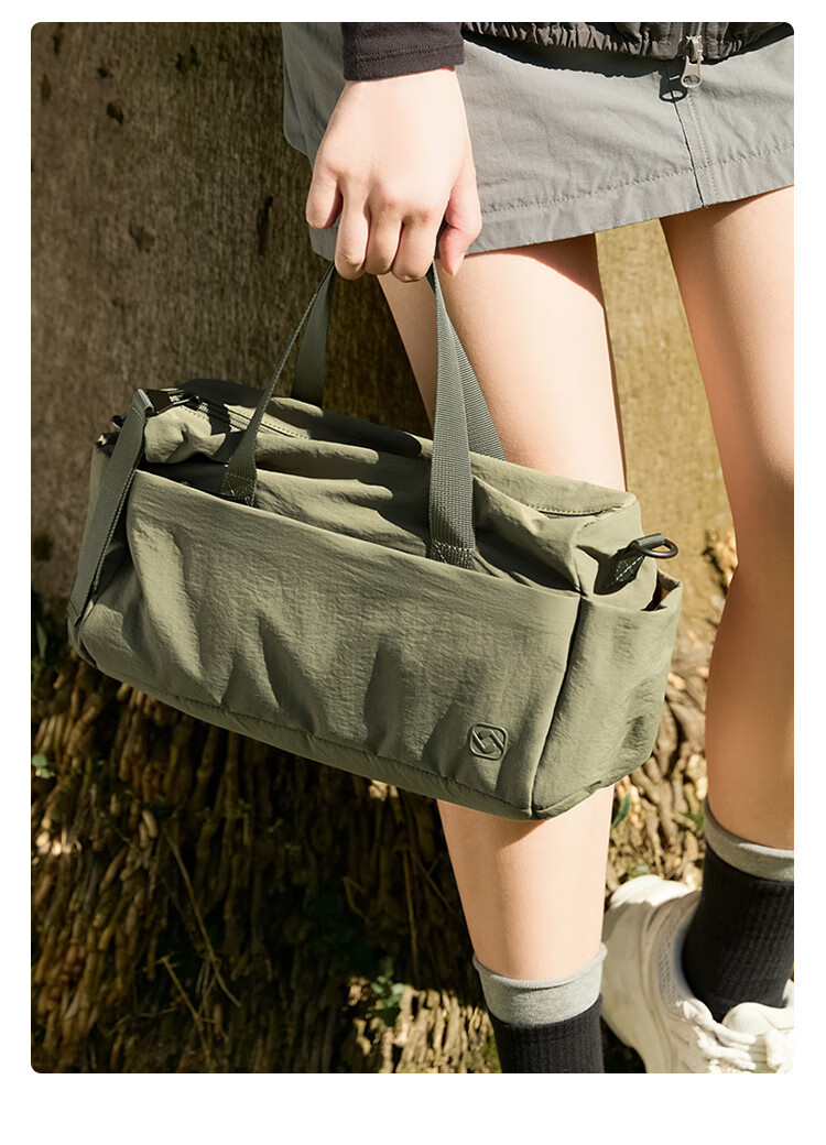GOLF Shoulder Bag, Casual Crossbody Bag for Men And Women, Lightweight IPad And Phone Bag, Water-Resistant Outdoor Cycling Sports Small Backpack 6