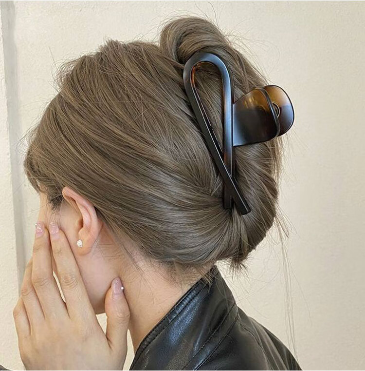 Liqing Luxury Frosted Shark Clip, Cross Pig Nose Hair Clip, Niche Design, High-End Hair Accessory, Approximately 11cm 5