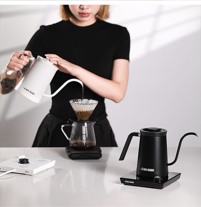 MHW-3BOMBER Assassination Bomber Temperature-Controlled Pour-Over Kettle, Electric Heating Pour-Over Flow Control Smart Coffee Kettle, Home Electric Water-Heated Tea Maker 24