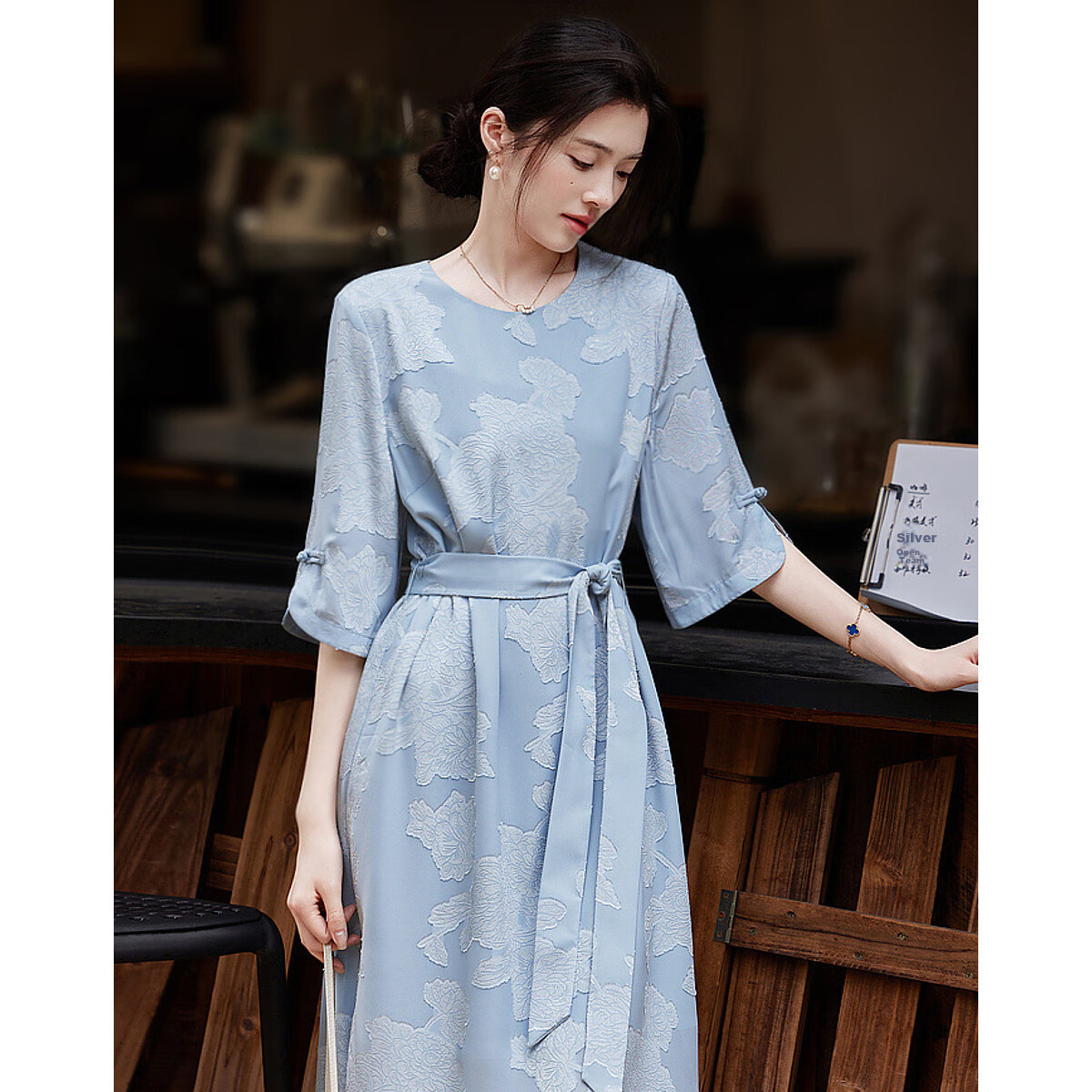 Dme (Comfort Level: Off the Charts) Spring And Autumn Delicate Jacquard Flared Three-Quarter Sleeve Classical Button-Up Loose-Fitting Dress with Hidden Pockets