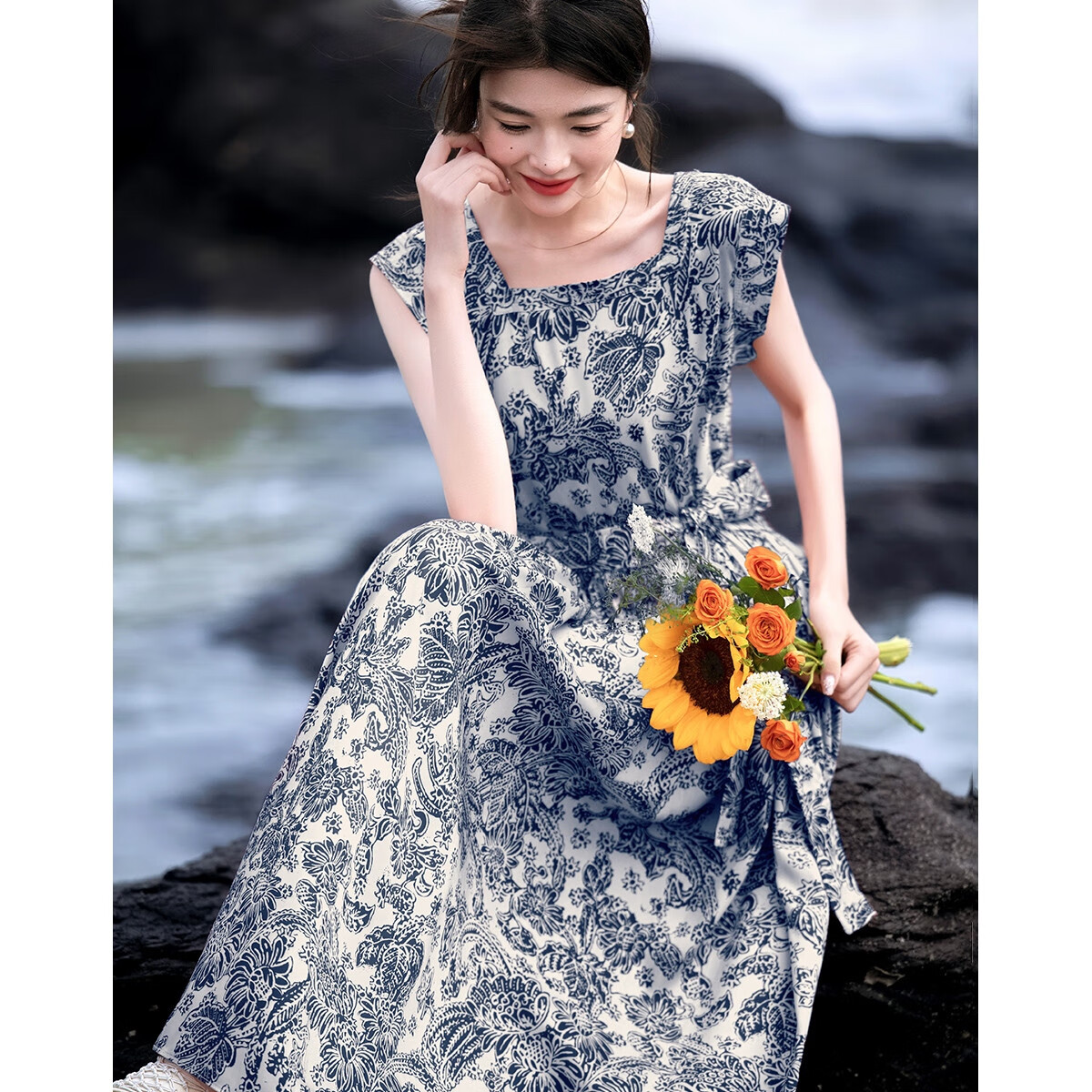 Dme [Huajian Yimeng] Summer Chinese-Style New Chic Square Neck Tie-Waist Flared Sleeve Floral Elegant Women's Dress