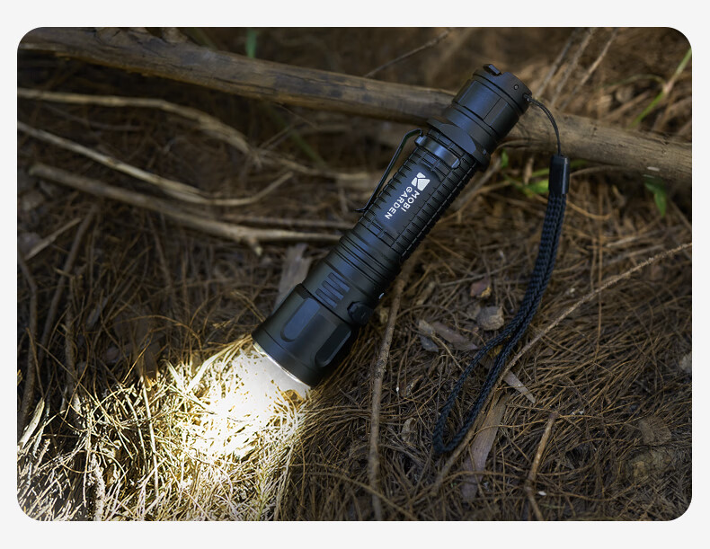 MOBIGARDEN Zero Shadow Flashlight, Outdoor Camping Self-Driving Large Capacity High-Brightness Strobe Flashlight, NX23673007, Obsidian Black 1