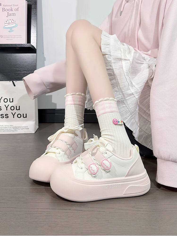 RENBEN Cute Velcro White Sneakers for Women, Popular Chunky Shoes, Versatile Canvas Shoes, White (Leather Surface), Size 40 38