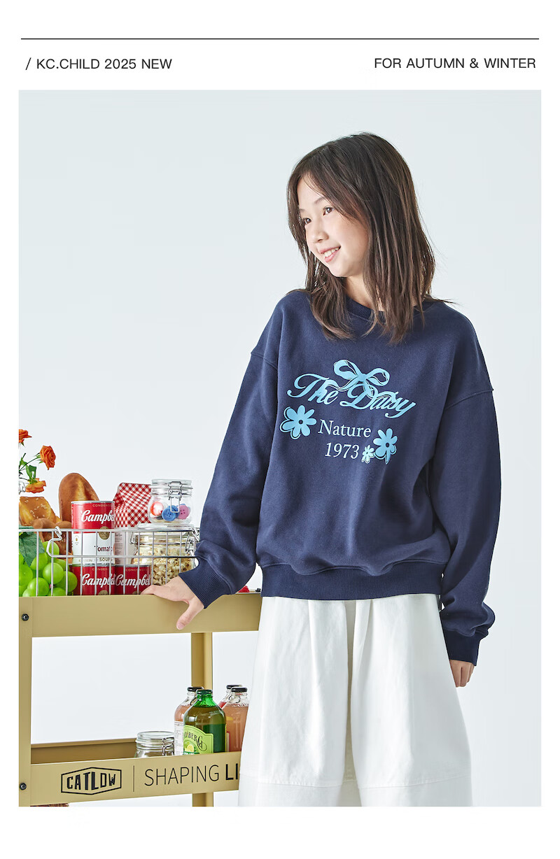 Kechu 2025 Autumn New Parent-Child Collection for Older Girls, Round Neck Sweatshirt with Loose Long Sleeves, Bow Tie Print Top 1