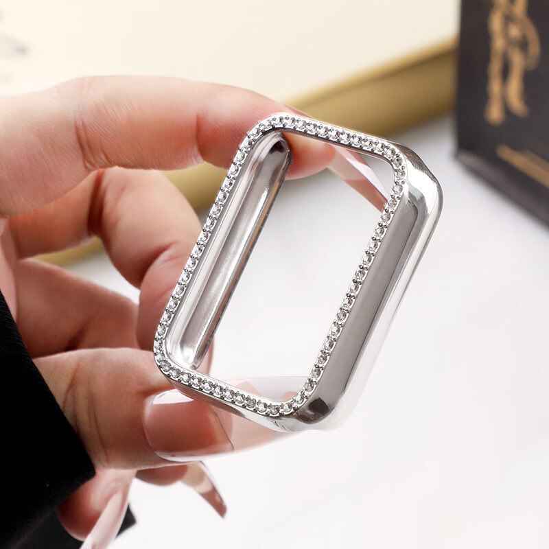 Watchbond Compatible with Xiaomi Band 9 Pro Protective Case, PC Shell, Chanel-Style Semi-Enclosed with Rhinestones, Scratch-Resistant, Wear-Resistant, Exclusively for Women, Hard Shell, Hollow Craftsmanship