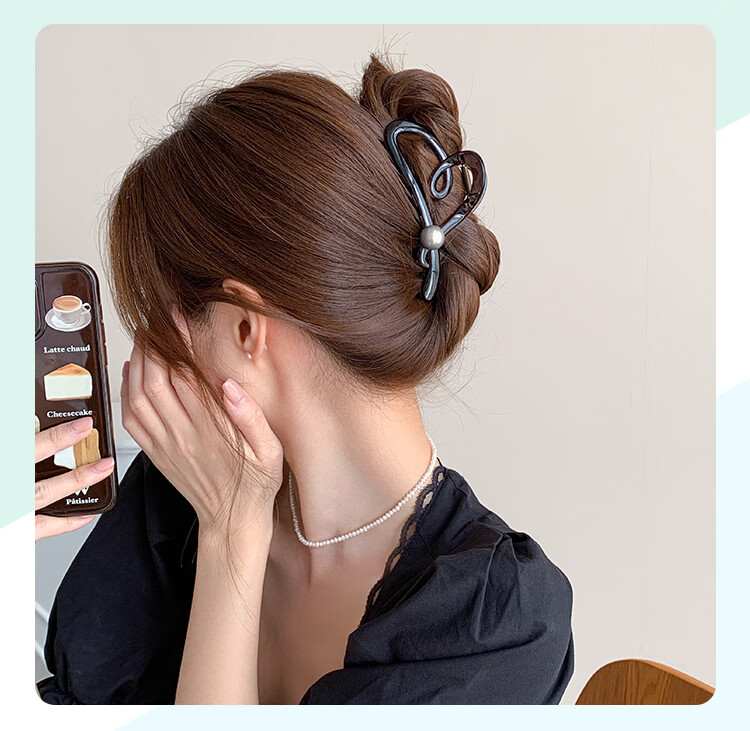CHIMERA Stylish Premium Heart Hair Claw Large Hair Clip Shark Clip Hair Accessory for Women Birthday Gift 4