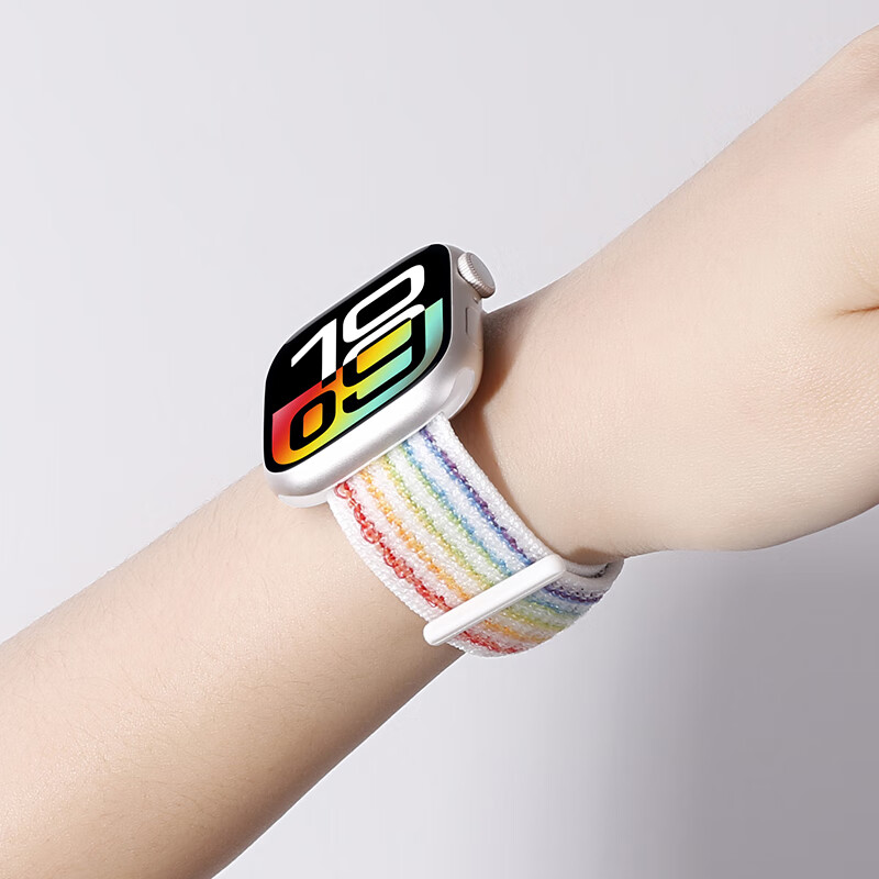 Спортивный ремешок для Apple Watch