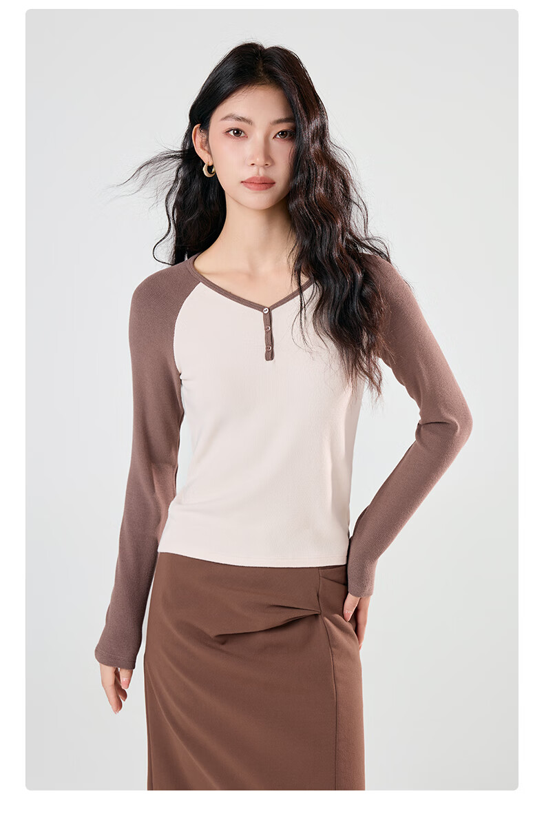 MiiOW Long-Sleeve T-Shirt Base Layer for Women, 2025 New Arrival, Early Autumn And Winter V-Neck Color Block Raglan Slimming Top 1