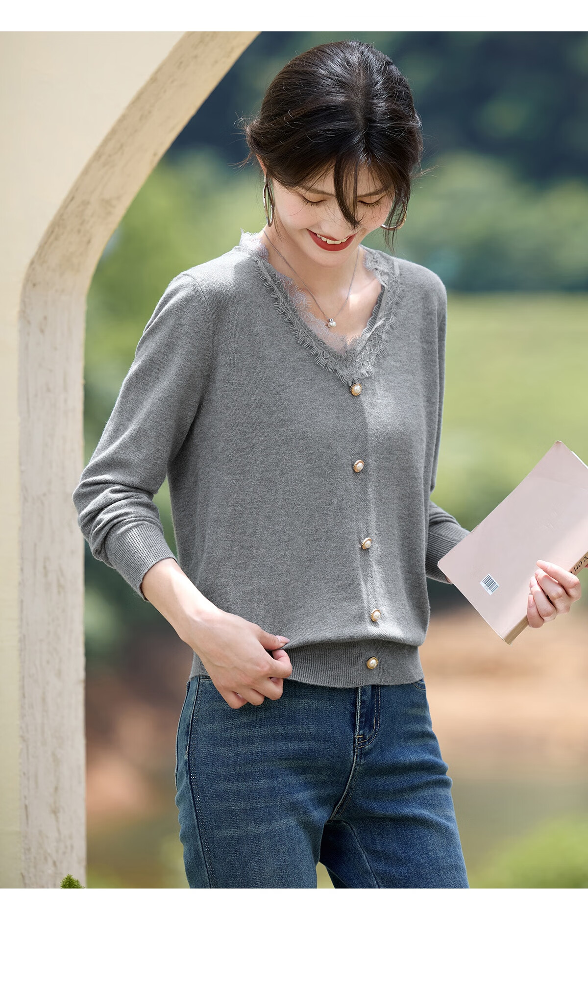 She Enjoy Women's Knitwear Lace Splice V-Neck Knit Base Shirt Fashion Versatile Soft Sweater Top T53Z045 9