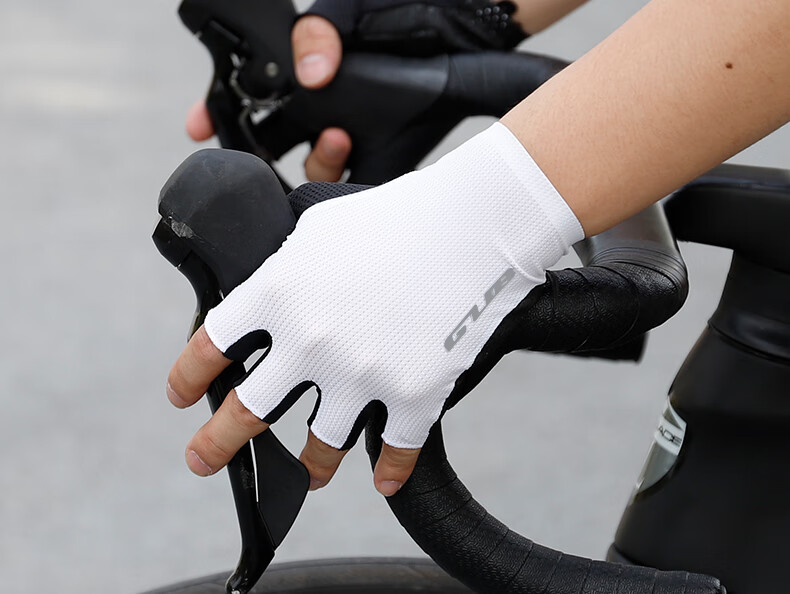 GUB Cycling Gloves Half Finger Breathable Shock Absorption Road Mountain Bike Gear Unisex 17