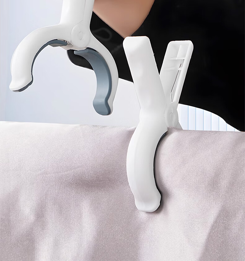 40,000km Strong Windproof Plastic Clothes Pegs Laundry Clips for Hanging Bedding Sheets 5