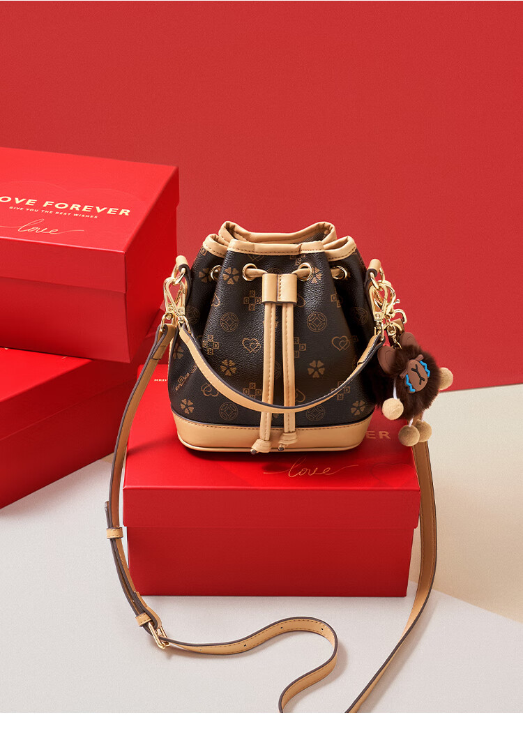 RED DRAGONFLY 2026 New Women's Handbag Bucket Crossbody Shoulder Tote Bag, Birthday Gift Box Set for Mom 1