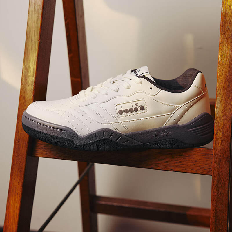 Diadora Men's And Women's Casual Shoes Action Racer, Agate White/ebony Gray/black, Size 37