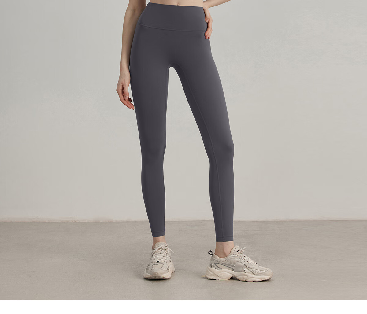 Gigt Yoga Pants for Women, High-Waisted Slimming Sports Leggings, Daily Running Shark Pants, Bare-Feel Fitness Pants 2