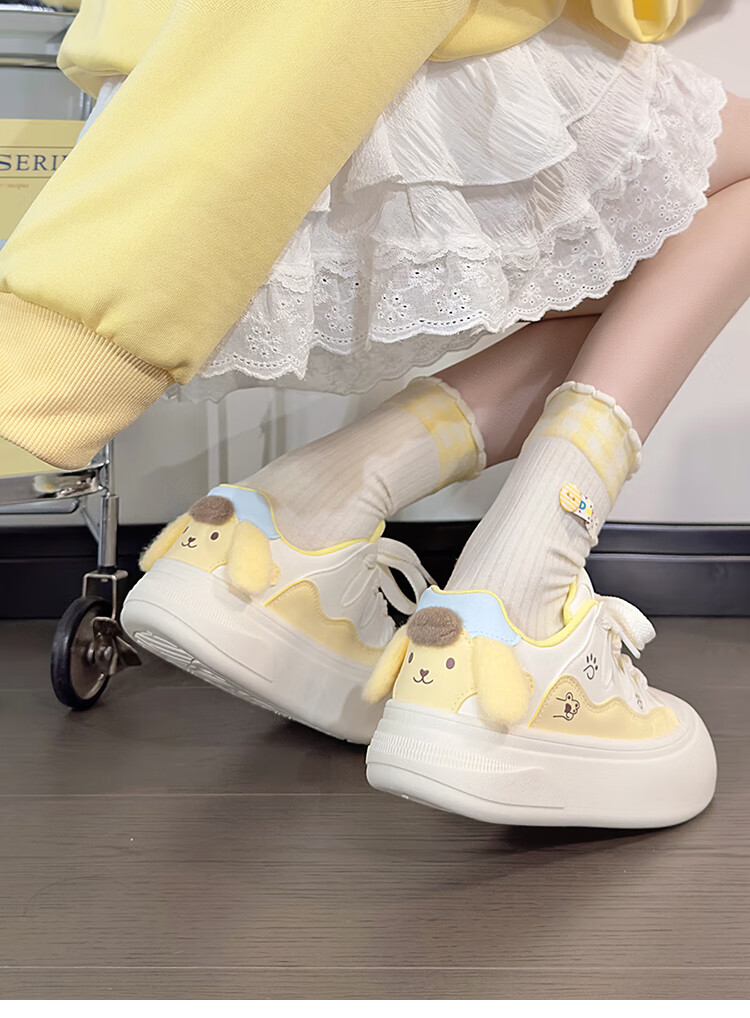 RENBEN Cute Pug Dog Big Head Shoes for Women, New Style Bread Shoes, Breathable Women's Shoes, Versatile White Sneakers, Yellow, Size 36 4
