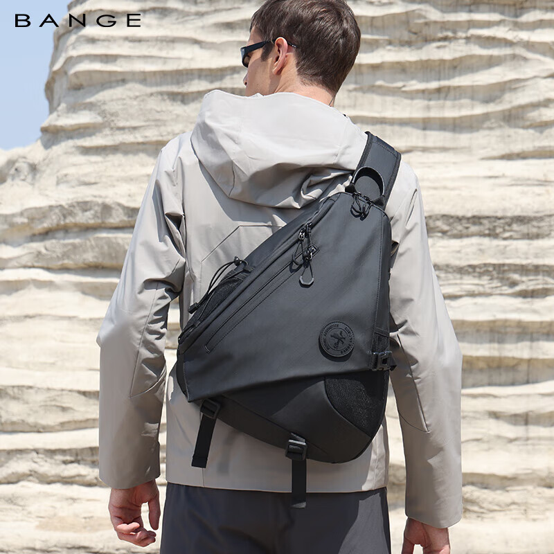 Bange 13-Inch Large Capacity Outdoor Travel Backpack with Dry And Wet Separation, Crossbody Shoulder Bag for Men FW-232 Black