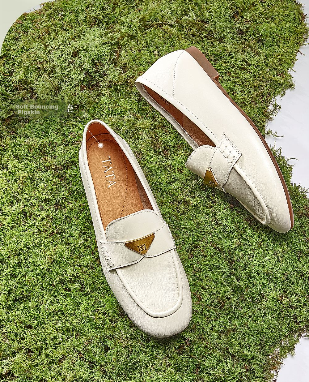 TATA Women's White Loafers with Small Gold Beans, Flat Sole, Sheepskin, Gray, Lambskin, Size 37 10