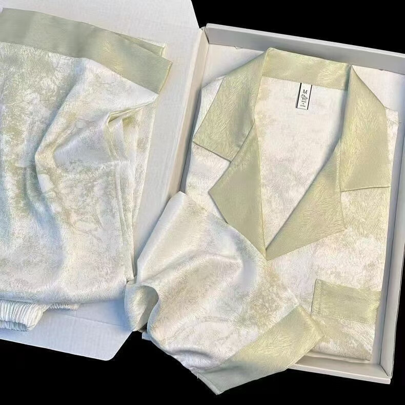 KJ Brand Women's Ice Silk Pajamas Spring Autumn Premium Gift Set for Best Friend Birthday High-End Homewear 3-Piece Set in Gift Box