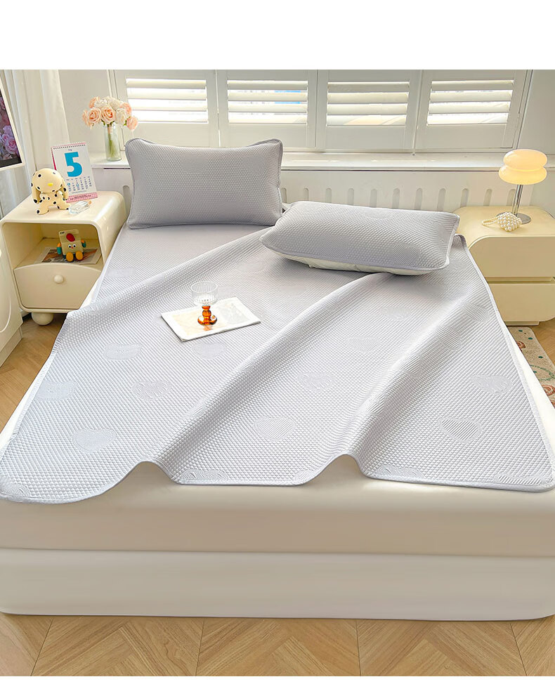 Grace Class A Ice Bean Cooling Mat Fitted Sheet, Summer Air Conditioning Bed Sheet, Home Use Washable, 1.8*2M, Big Ear Dog - Blue 6