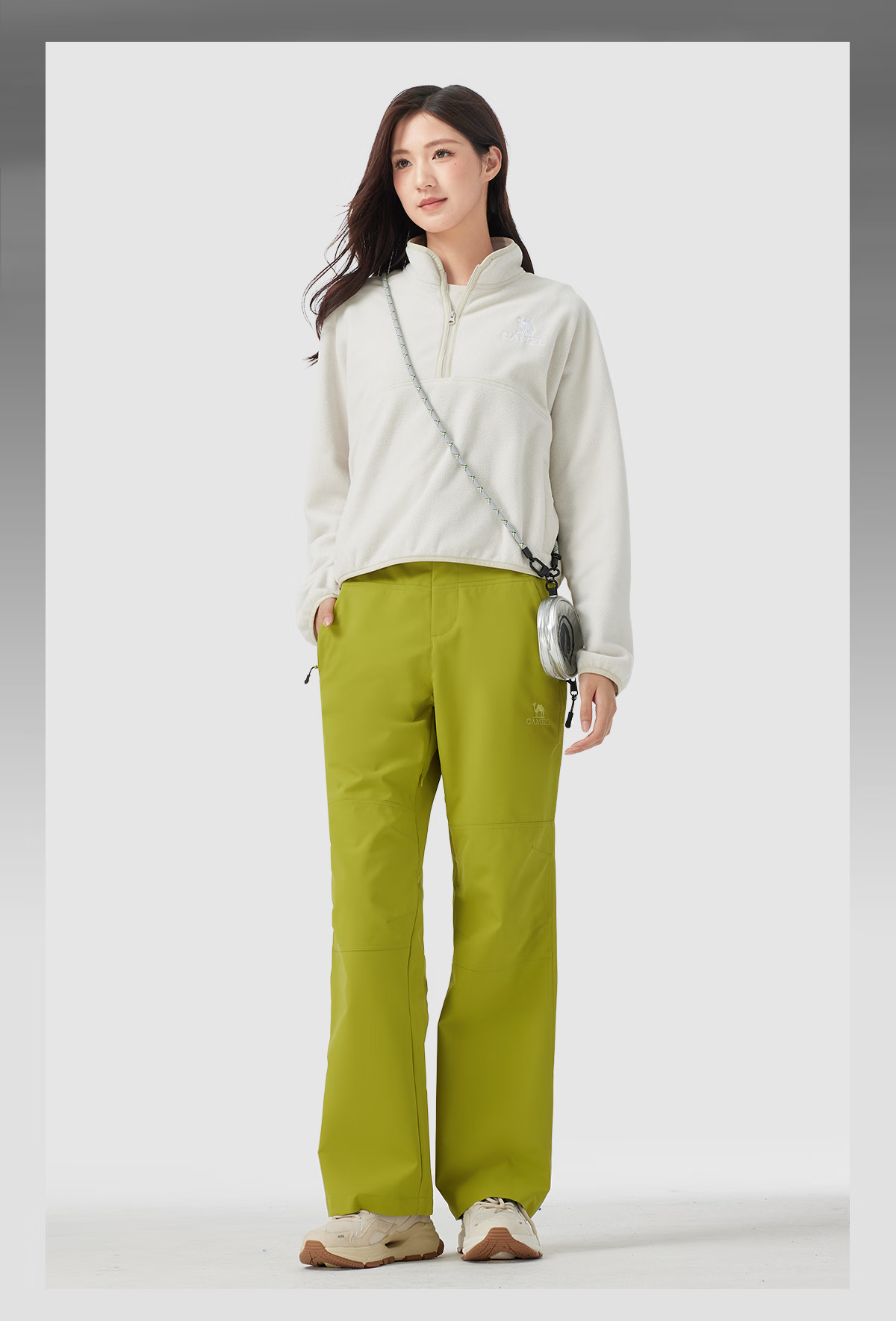 CAMEL Dilireba Edition Women's Softshell Pants 2025 New Outdoor Windproof Water-Repellent Breathable Trousers 6001 17