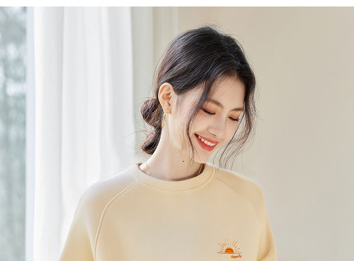 PinCai Relaxed Fit Sweatshirt for Women, Solid Color Round Neck Simple Loose Sweatshirt, Fashionable Casual Versatile Top P143W1031 25