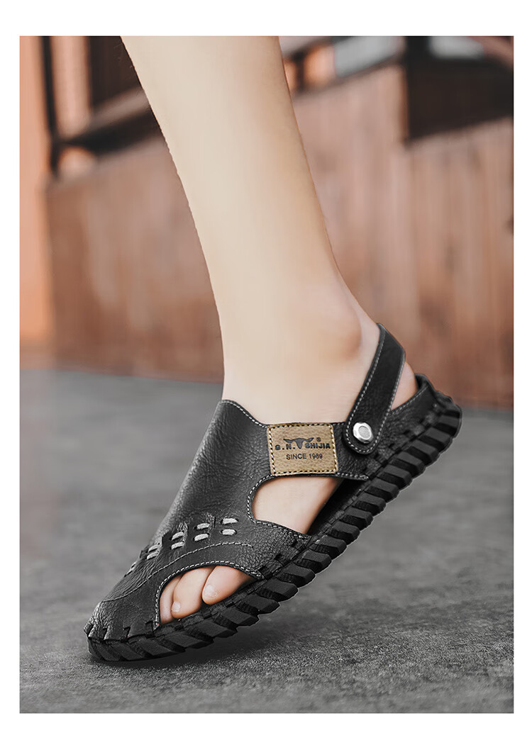 Bull Family Leather Sandals Summer Beach Shoes Men's Driving Outdoor Casual Trendy Soft Leather Soft Sole Handmade Hole Sandals 23