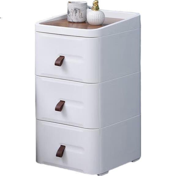 White Image 2