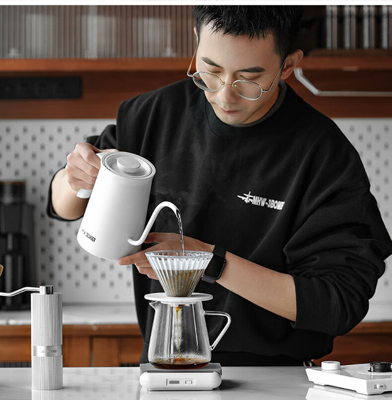 MHW-3BOMBER Assassination Bomber Temperature-Controlled Pour-Over Kettle, Electric Heating Pour-Over Flow Control Smart Coffee Kettle, Home Electric Water-Heated Tea Maker 22
