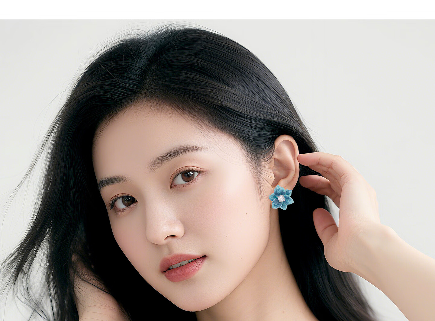 Qlady Summer Earrings Blue Flower Studs for Women, 2025 New High-End Niche Design, Ear Piercing Earrings Gift 3