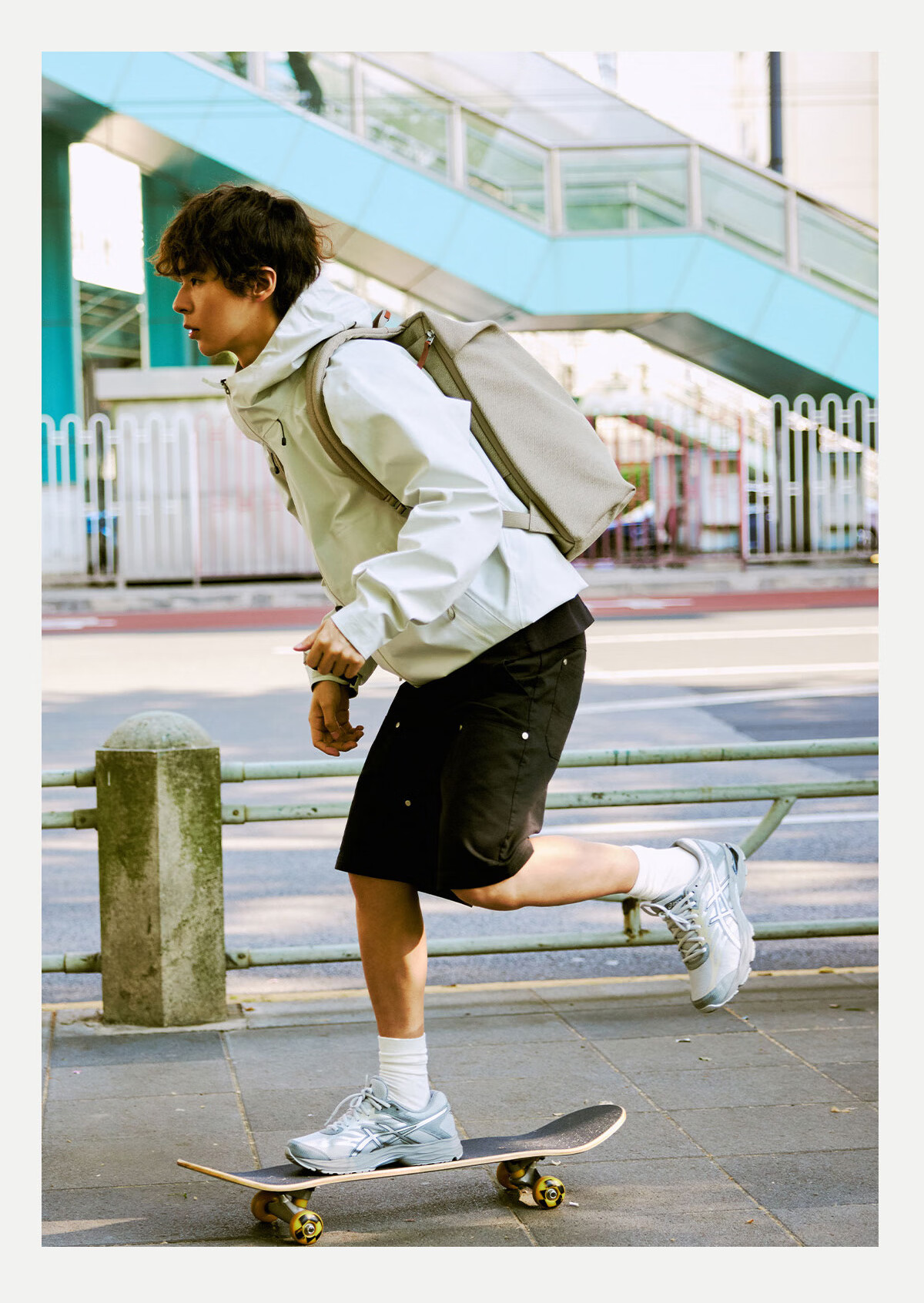 ITO "Lu Yuxiao Same Style" TRUFFLE 2 Rock White 18L Travel Lightweight Backpack for Men And Women, Air Bag Laptop Bag 7