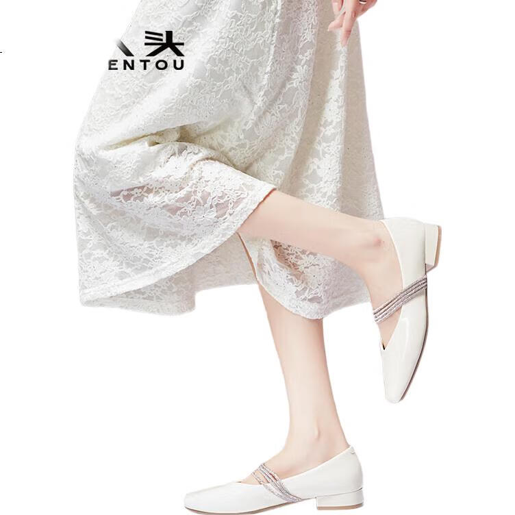 White Image 2