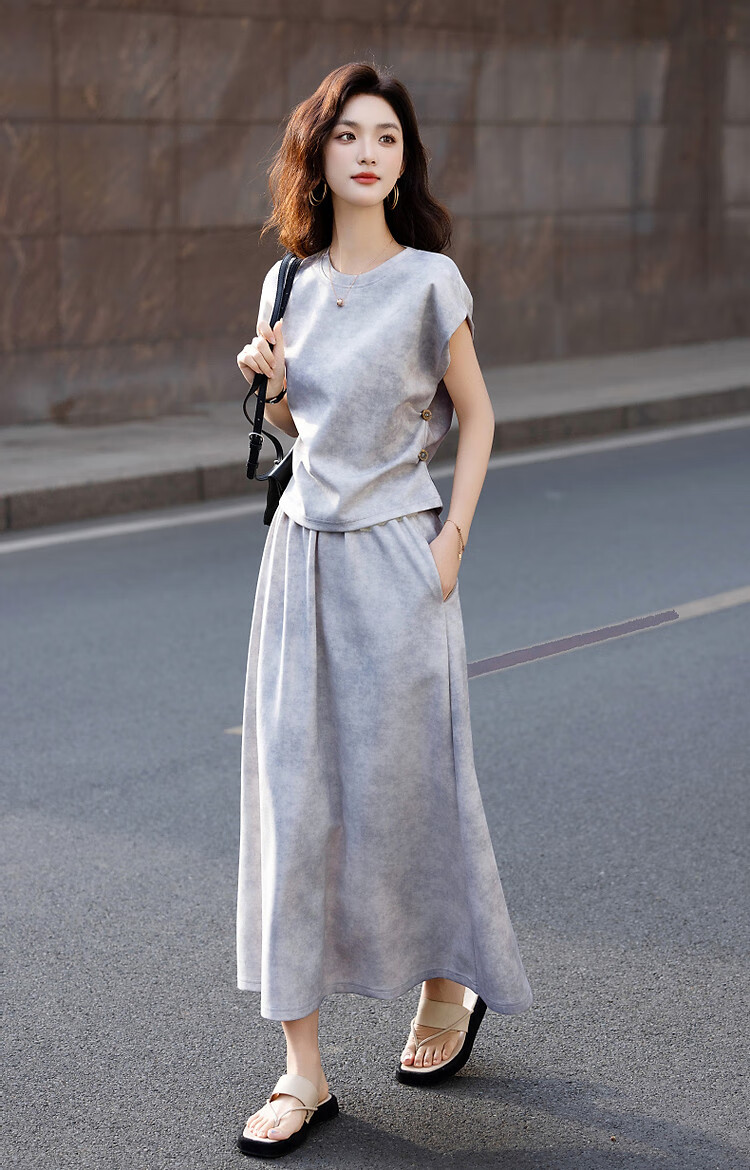 Demana Gradient Print Set Summer Elegant Round Neck Flutter Sleeve Top with Pleated Buttoned Flared Skirt Women's Two-Piece Set 8