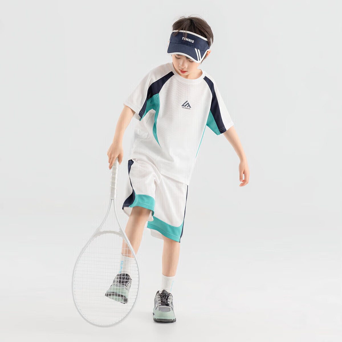 Duoduo Boys Trendy Summer Sports Training Set 2026 New Breathable Kids Running T-Shirt and Shorts Two-Piece Set