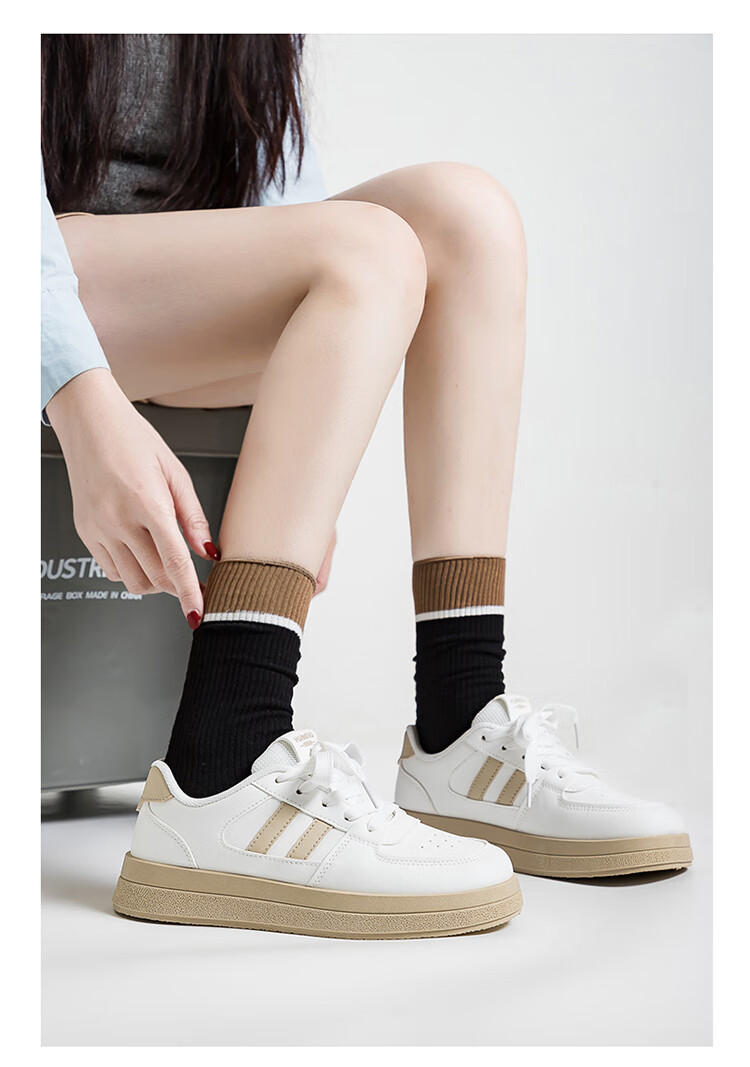 HUANQIU 2026 Popular College Versatile Spring New Vibe-Style Sneakers for Women, Breathable Lightweight Original Niche Trendy Shoes 3