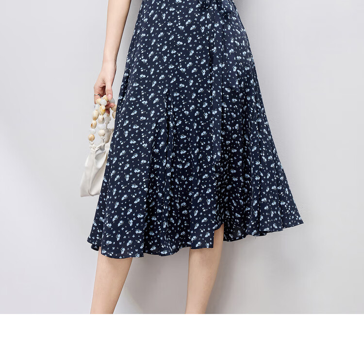 Sentubila Elegant Vacation Style V-Neck Dress for Women Summer Lantern Sleeve High Waist Floral Mermaid Slimming Mid-Length Dress 20