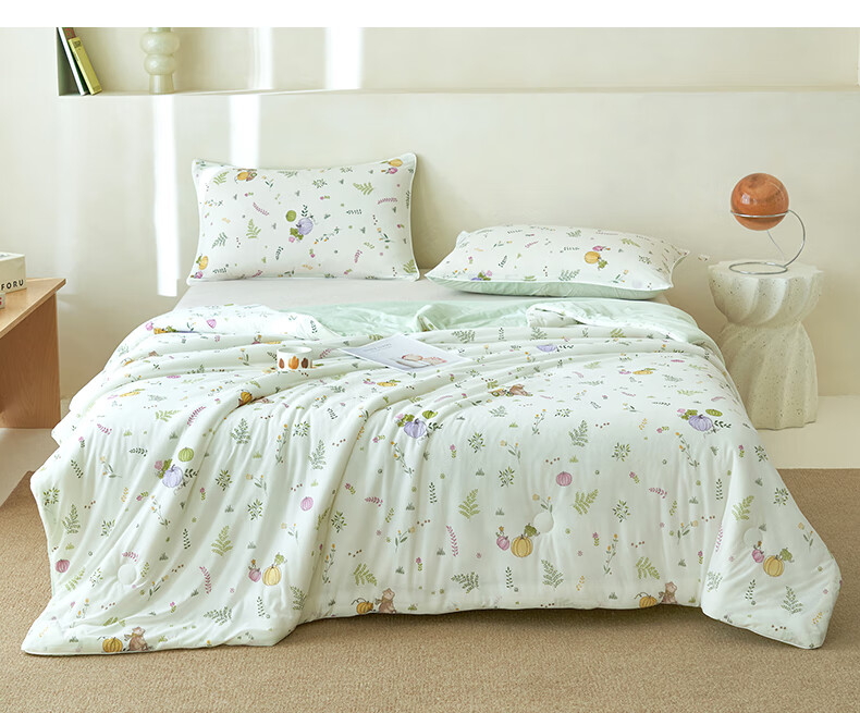 Grace Class A Fabric Cool-Feeling Silk Summer Quilt, Cooling Value 0.21, Summer Ice Silk Air Conditioning Blanket, 200*230cm, Xiancao 17