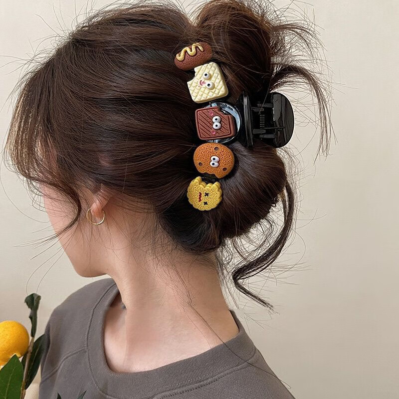 Liqing Cute Cartoon Shark Hair Claw Clip, High-Quality Back of Head Bun Maker for Women, Approximately 10cm Long