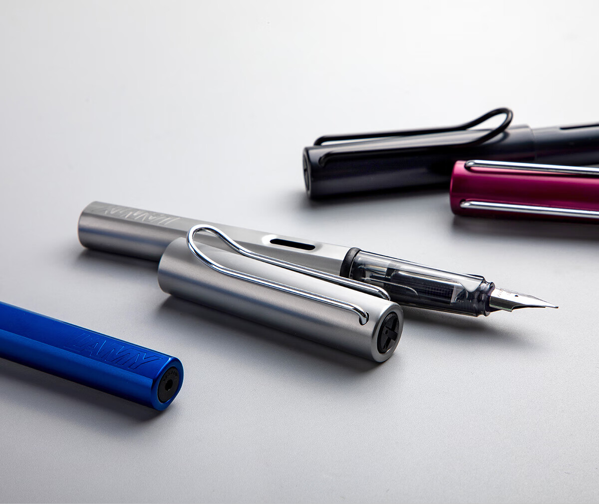 LAMY Fountain Pen, Star Series Handwriting Practice Posture-Correcting Fountain Pen, Student Stationery Office Gift, Holiday Present Corporate Bulk Purchase, Blue 28-0.5mm 4