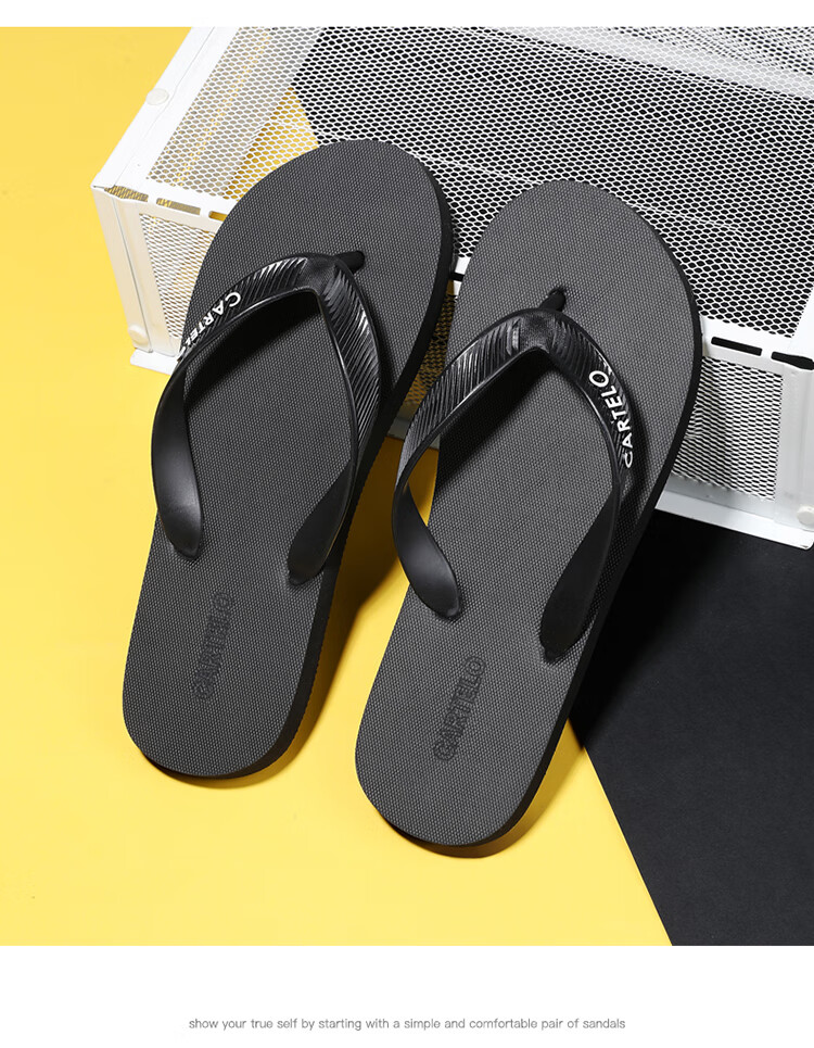 CARTELO Men's New Summer Herringbone Flip Flops Soft Sole Beach Outdoor Indoor Fashion Breathable Toe Post Sandals 13